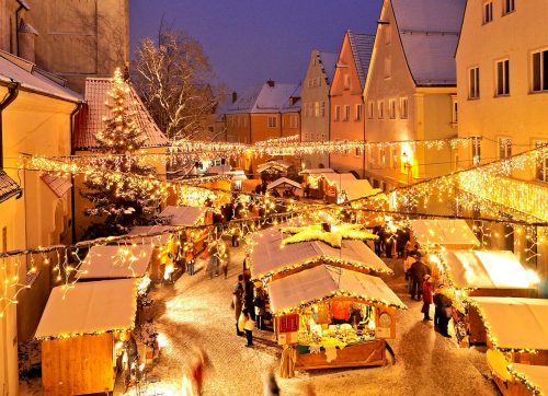 Kaufbeurer Weihnachtsmarkt . Eröffnung am Freitag, 01.12.2023!
