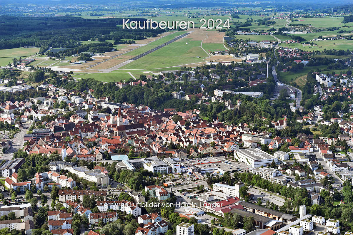 Die neuen Luftbild-Kalender von Harald Langer mit Motiven von Kaufbeuren und dem Ostallgäu