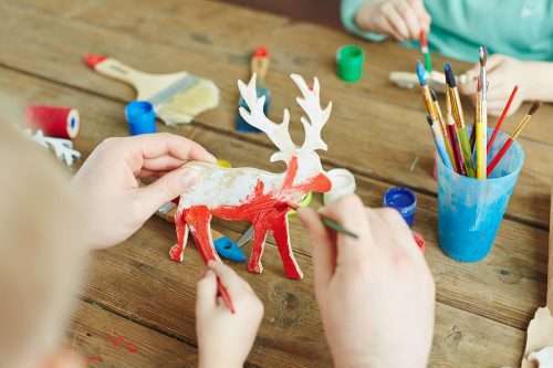 Kreatives Weihnachtsbasteln für Kinder am 23. November