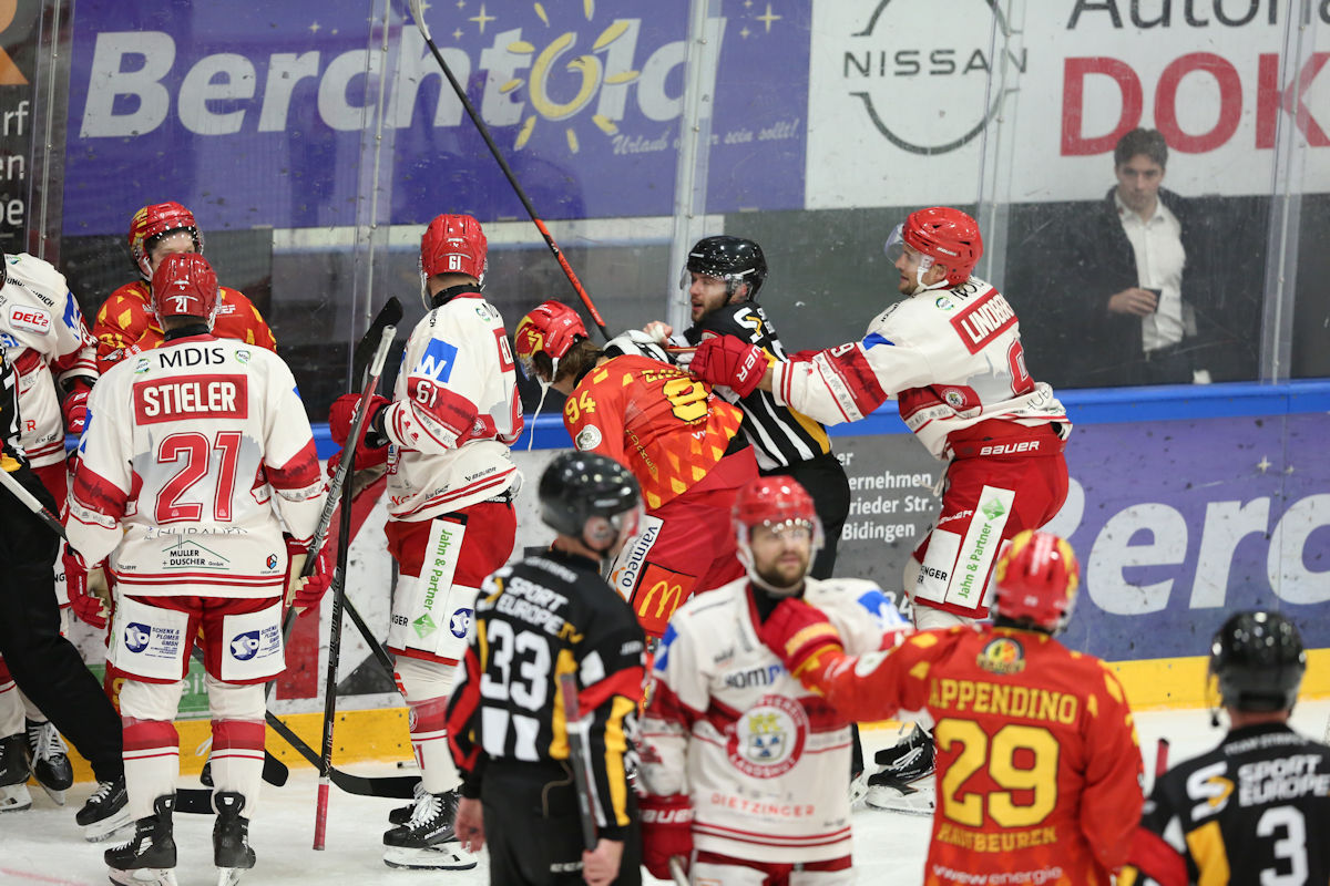 Joker entscheiden Derby gegen den EV Landshut im Penaltykrimi