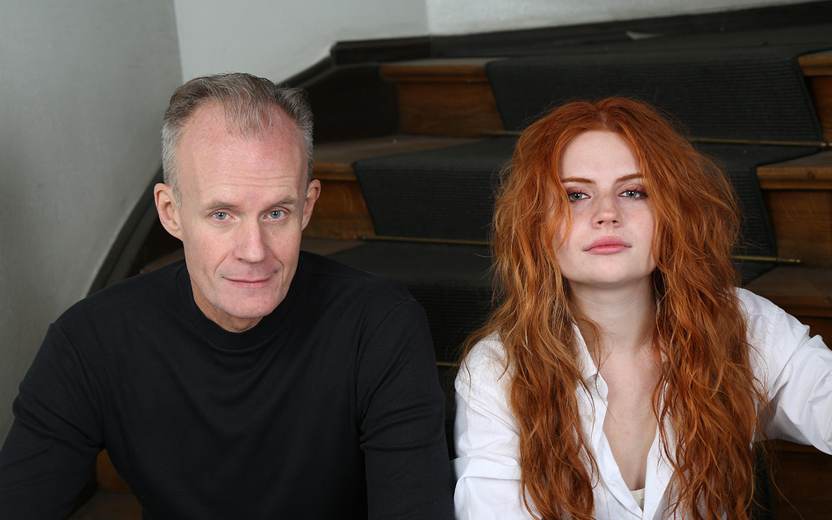 Kaufbeuren live erleben: Kabarett am 30.10. & Konzertabend mit Vivid Curls am 07.11.2025