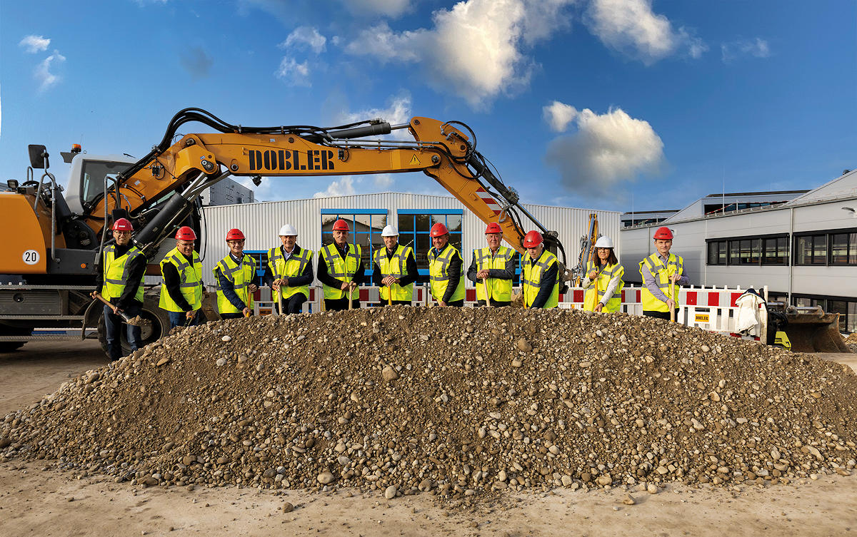 Mayr Antriebstechnik investiert in Heimatstandort und international: Baubeginn für neue Produktionshalle im Oktober 2025