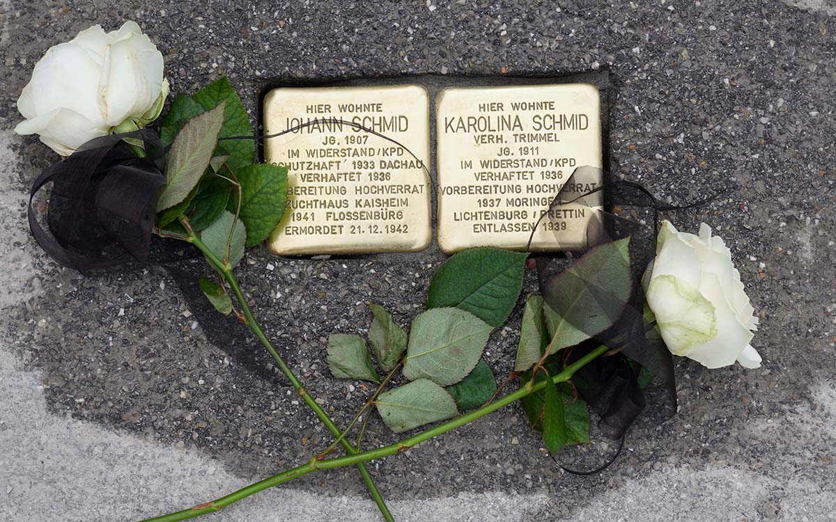 Neue „Stolpersteine“ erinnern an NS-Opfer aus Kaufbeuren