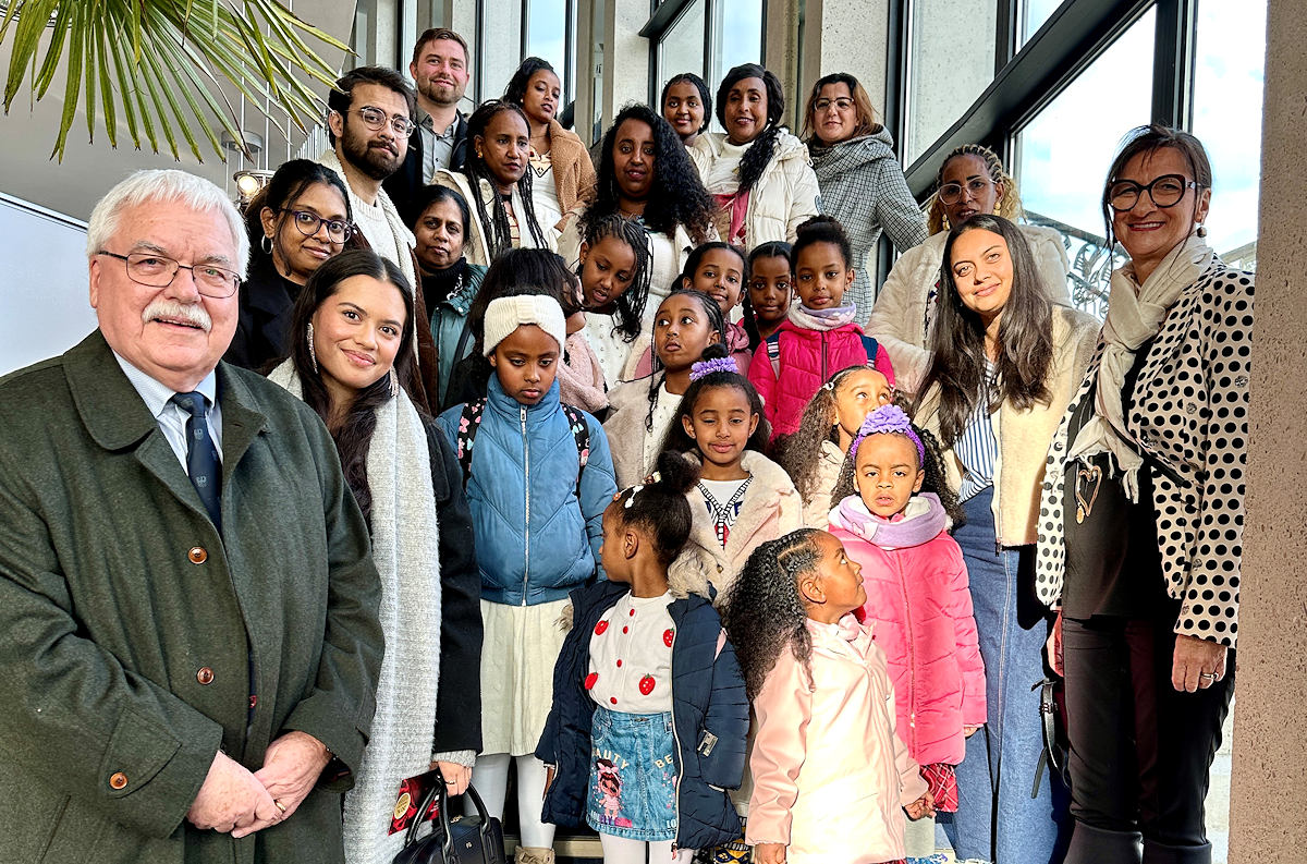 Musicalbesuch berührt eritreische Familien und Ehrenamtliche der Stiftung „Nächstenliebe in Aktion“