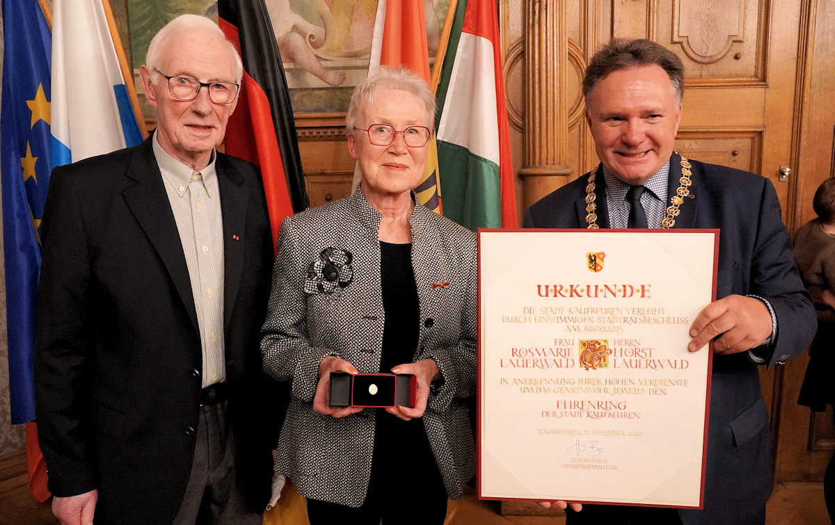 Hohe Auszeichnung: Stadt Kaufbeuren verleiht goldenen Ehrenring an Rosmarie und Horst Lauerwald