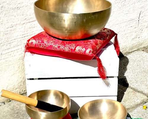 Neues aus dem Weltladen Kaufbeuren: Klangschalen und Zubehör
