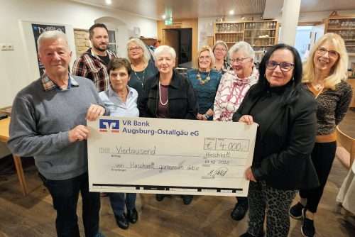 5.500 Euro für den guten Zweck: Hirschzell zeigt Zusammenhalt