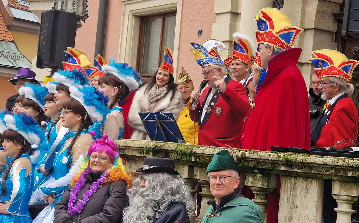 Rathaussturm 2026 in Kaufbeuren: Narren übernehmen das Regiment – und verteidigen das Ehrenamt