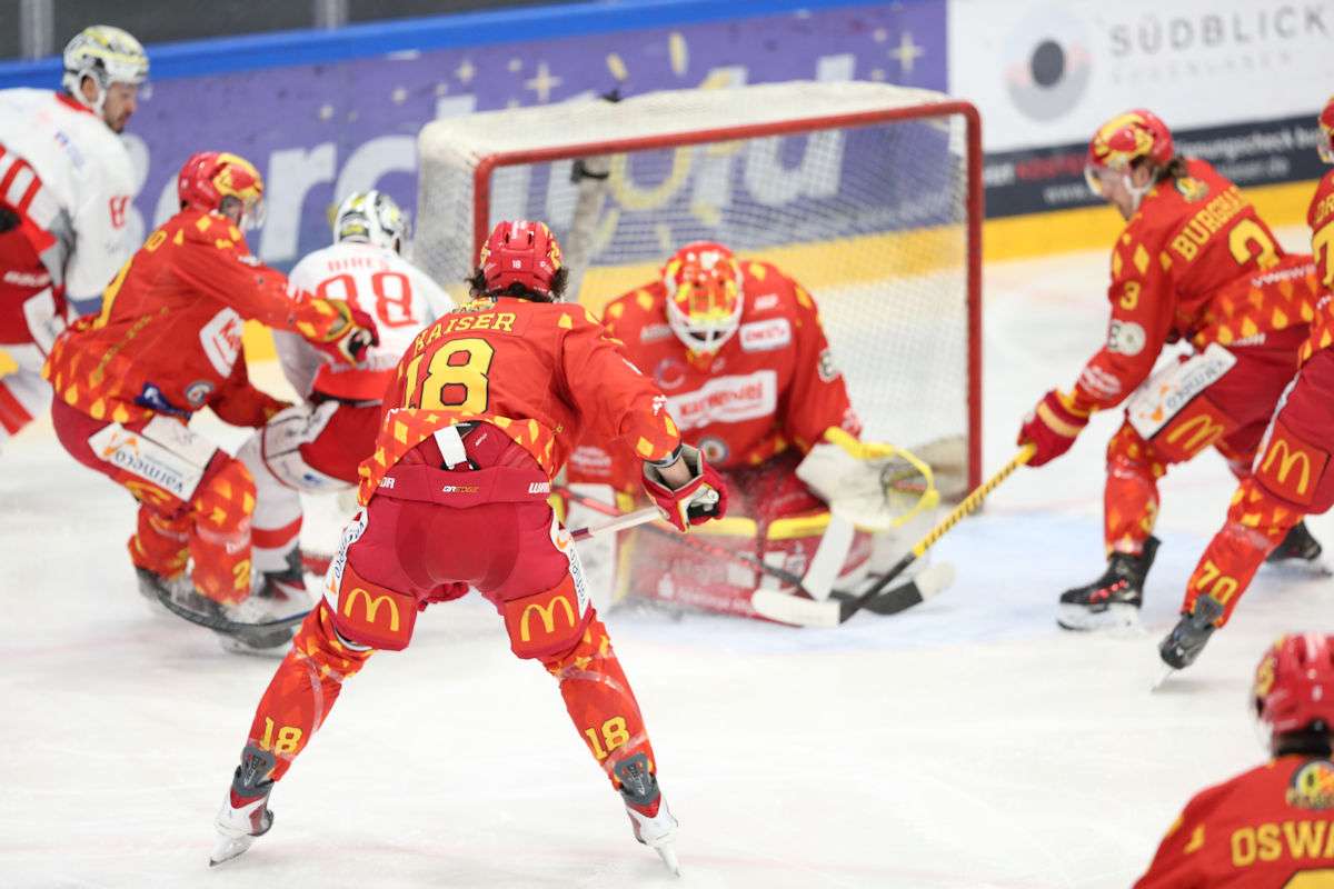ESVK gewinnt das letzte Hauptrundenspiel daheim gegen den EC Bad Nauheim mit 4:1