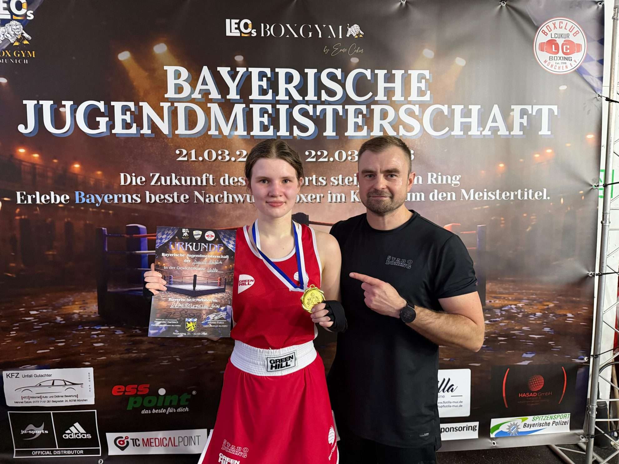 Arina Nemerovchenko vom Boxclub Kaufbeuren gewinnt die Goldmedaille