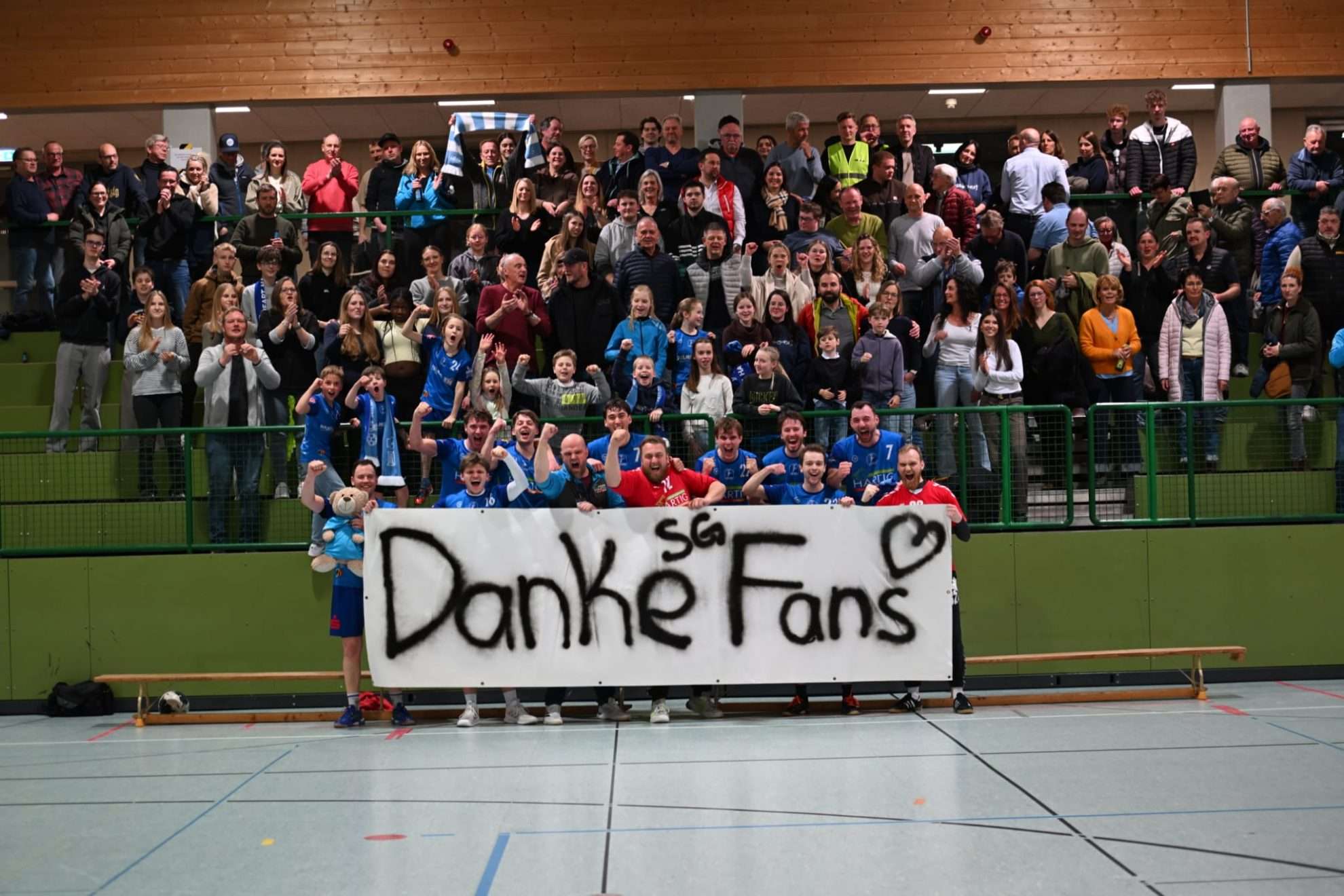 Kaufbeurer Handballer setzen Ausrufezeichen im Saisonfinale