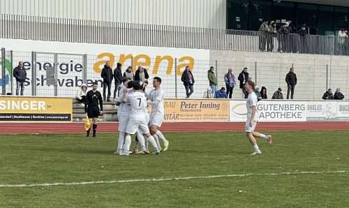 SVK meldet sich zurück – Heimsieg gegen Königsbrunn mit bitterem Beigeschmack