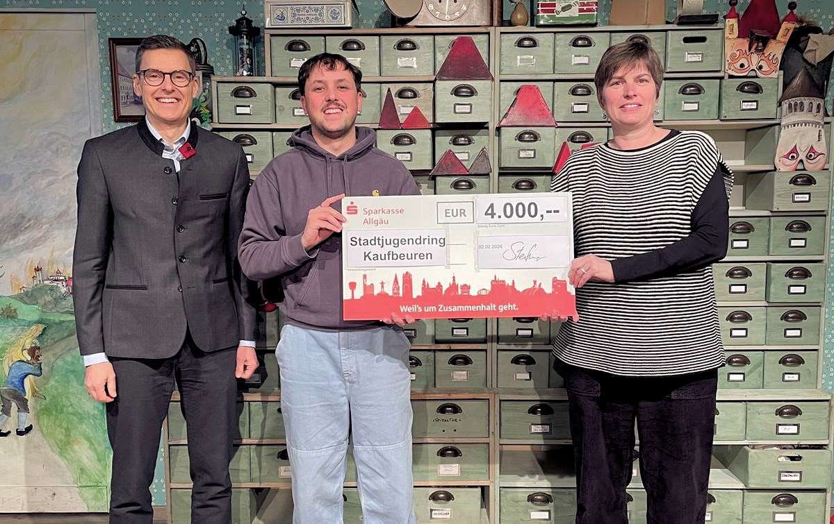 4.000 Euro für mehr Teilhabe: Sparkasse Allgäu unterstützt JUMP-Projekt in Kaufbeuren