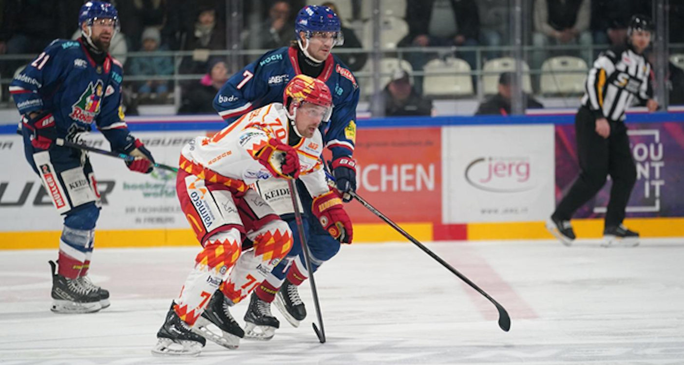 Erstes Spiel der Serie geht an den EHC Freiburg
