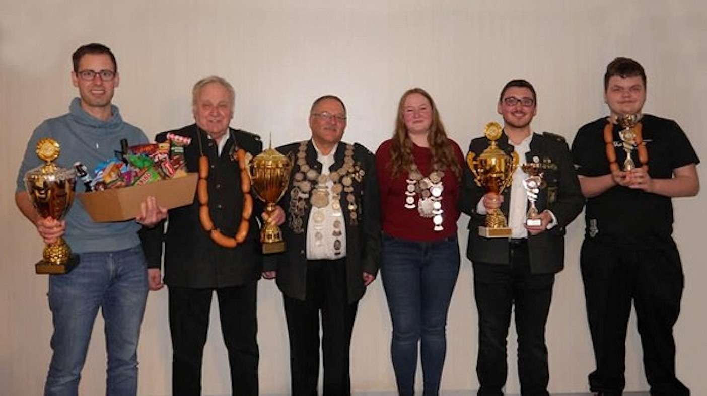 Neue Könige und starke Leistungen bei den Altschützen Kaufbeuren