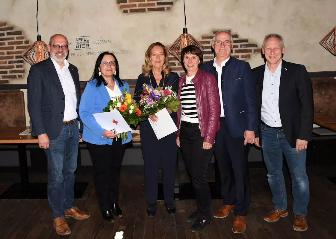 BRK Ostallgäu: Besuch der neuen Verbandsspitze und besondere Ehrungen für langjähriges Engagement