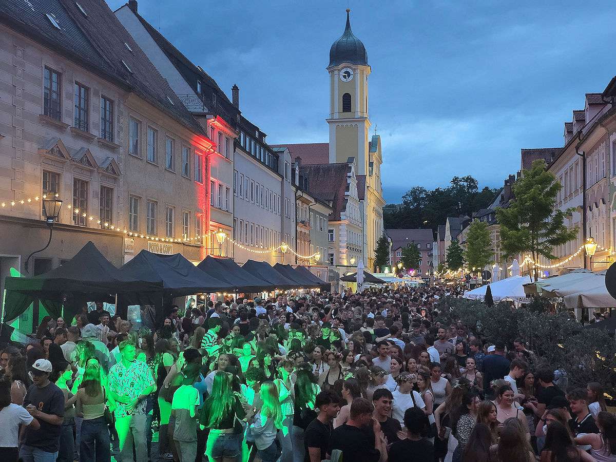 Zwei Tage Sommer- und Festivalfeeling in der Altstadt