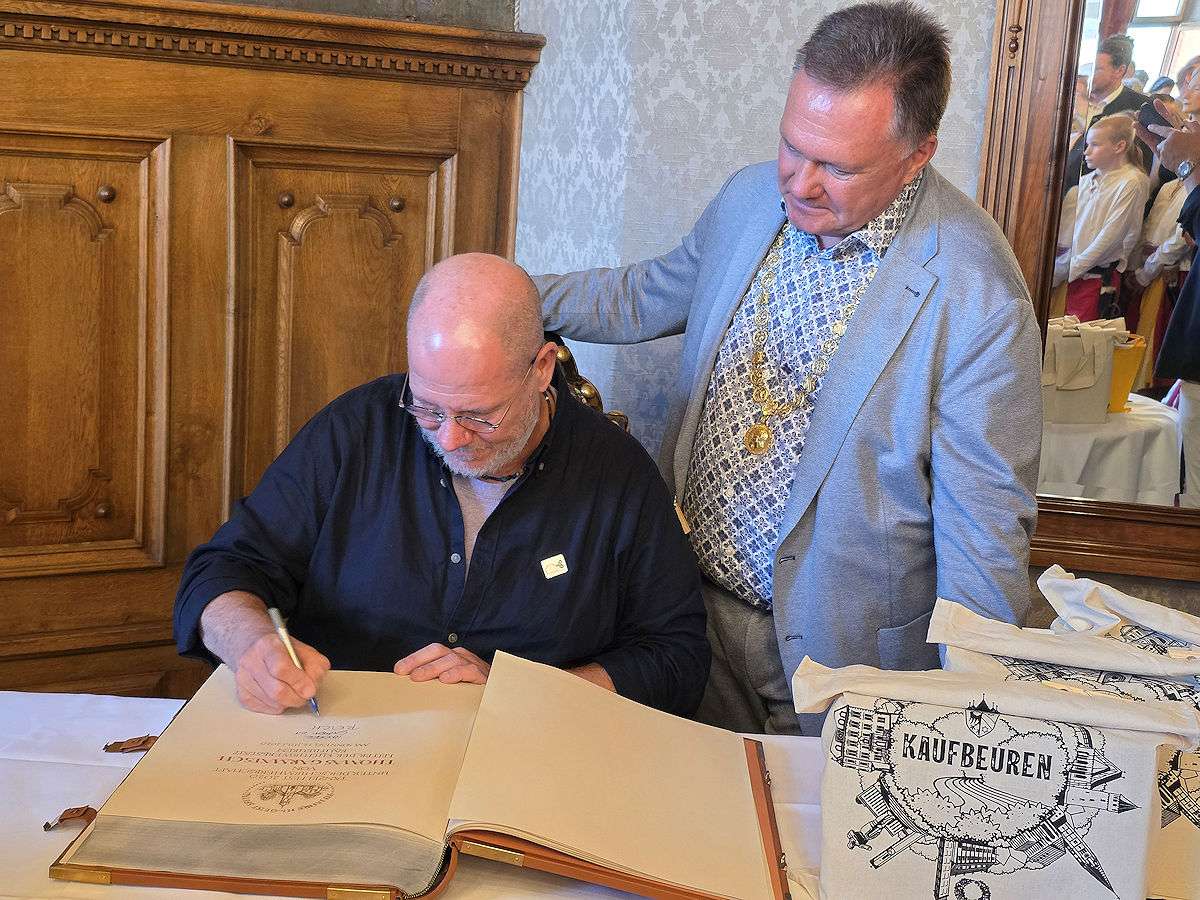 Empfang des Schirmherrn Thomas Garmatsch stimmt auf den Festsonntag des Tänzelfestes. Die Bilder des Empfangs