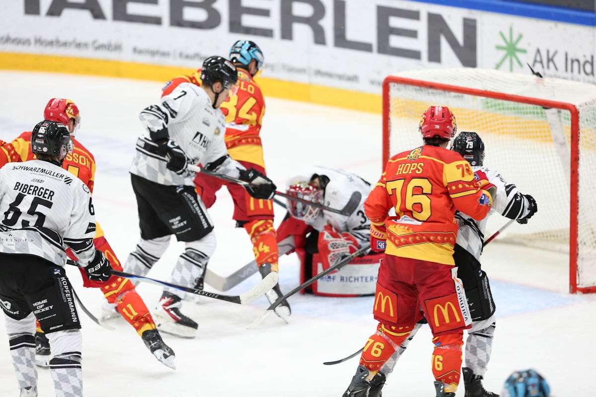 ESV Kaufbeuren feiert deutlichen Heimsieg gegen die Passau Black Hawks