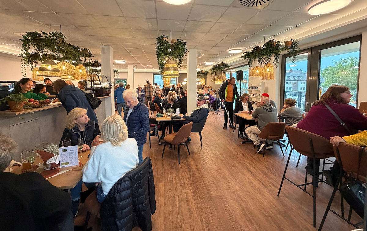 „Kantine im Kleeblatt“ eröffnet: Neuer Treffpunkt im Generationencampus Neugablonz