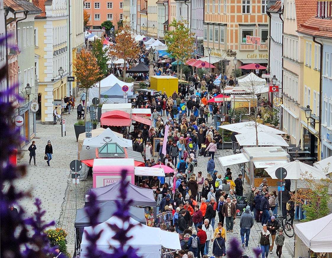 Rustikalmarkt in Kaufbeuren: Erfolgreicher Markttag mit zahlreichen Besuchern