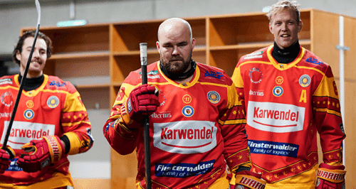 ESVK vor spannendem Wochenende: Heimspiel gegen die HC Tigers und Derby-Klassiker beim SC Riessersee